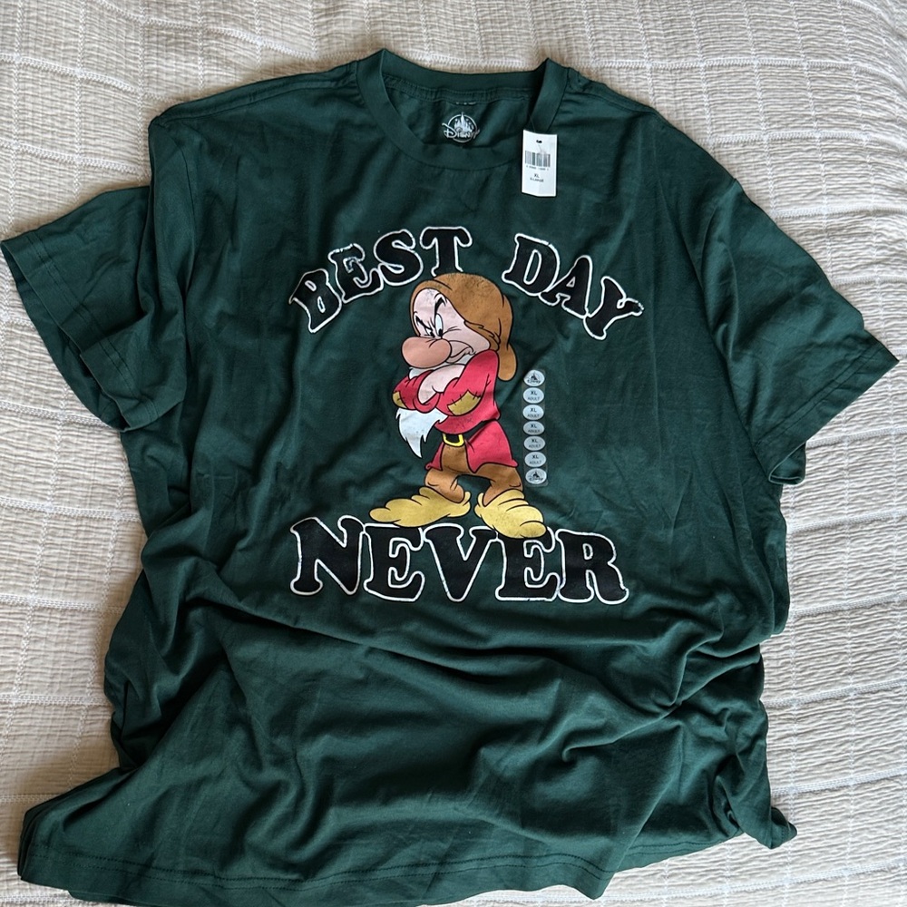 Disney Grumpy graphic tee